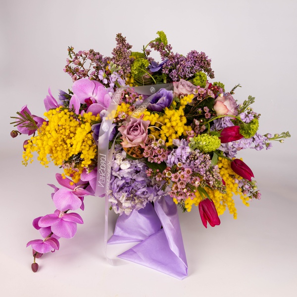 Букет «Фиолетовая симфония весны»