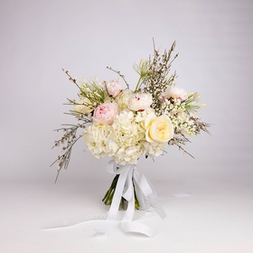 Delicate bouquet with lilac