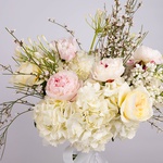 Нежный букет с сиренью