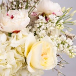 Нежный букет с сиренью