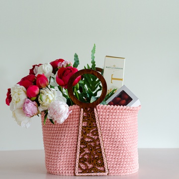 Gift set of peonies mix and strawberries in a bag