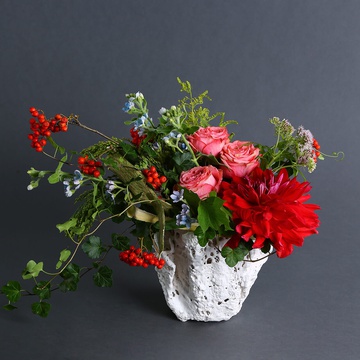 Bouquet with dahlia and rowan