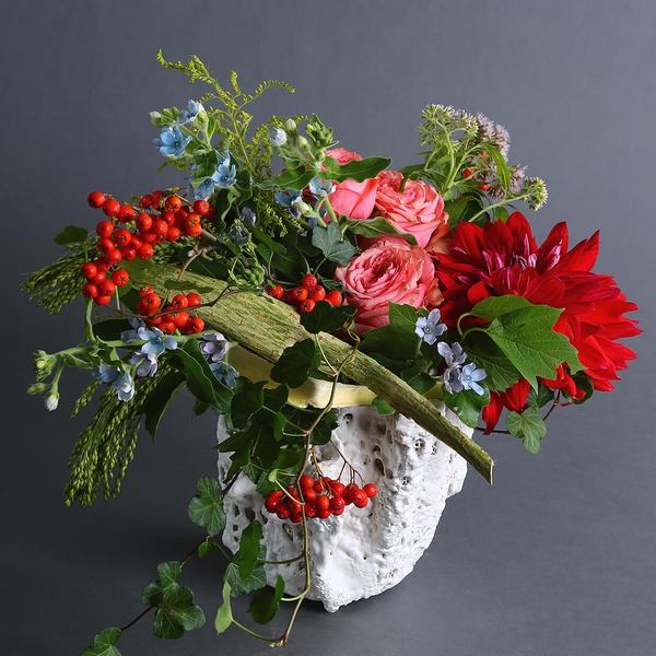 Bouquet with dahlia and rowan