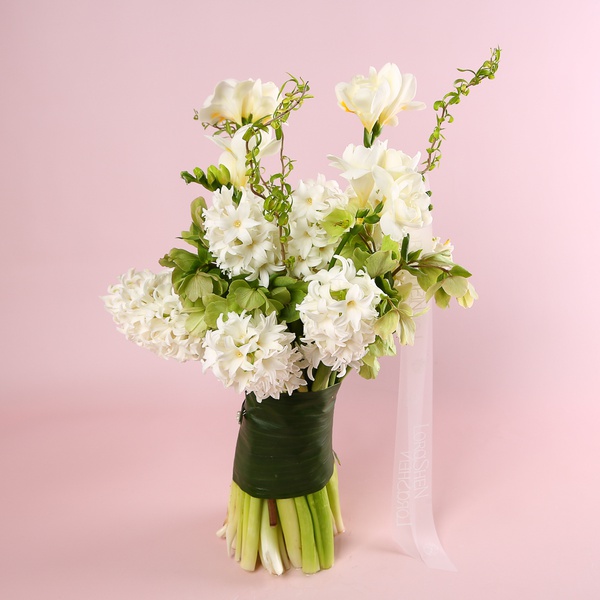 Изысканный букет «Нежность рассвета»