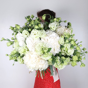 Bouquet "White-green duet"