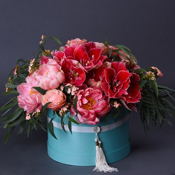 Premium composition with coral peonies