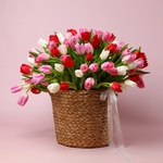 Композиція «101 тюльпан Романтичний Мікс»