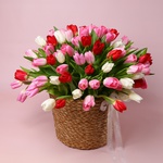 Композиція «101 тюльпан Романтичний Мікс»