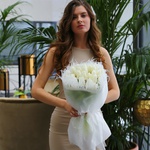 «Дыхание света: 25 белых тюльпанов»