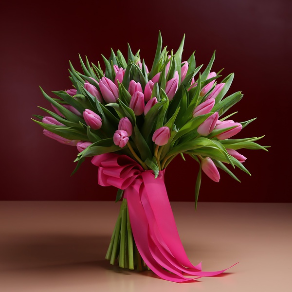 Bouquet of 51 pink tulips