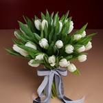 Bouquet of 35 white tulips