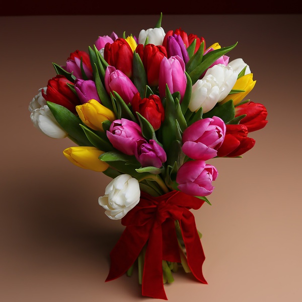 Bouquet of 35 mix tulips