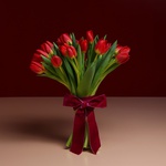 Bouquet of 35 red tulips