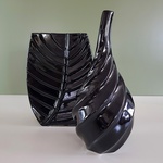 Black vase 16 * 34