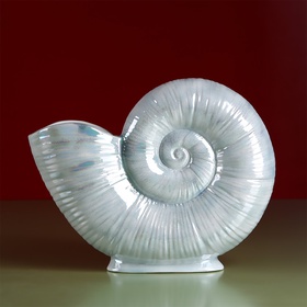 Vase "Lunar spiral" mother of pearl