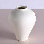Ceramic vase "Gorshchik" medium