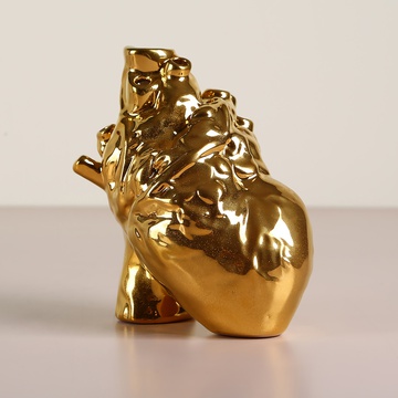 Керамическая ваза "Сердце" золотая
