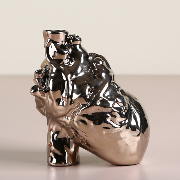 Ceramic vase "Heart" platinum