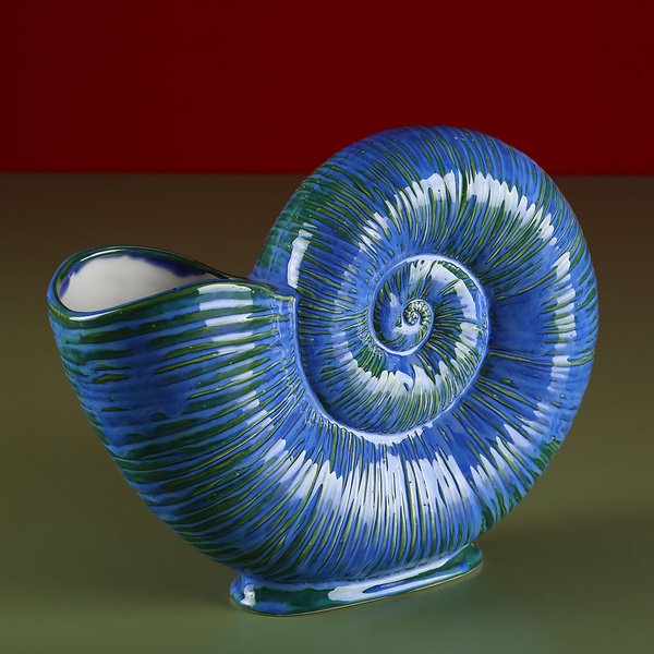 Керамическая ваза "Лунная спираль" лазурная
