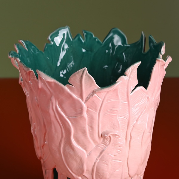Ceramic vase "Botanical Touch" pink