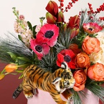 Цветочная композиция с Рыжим Тигром