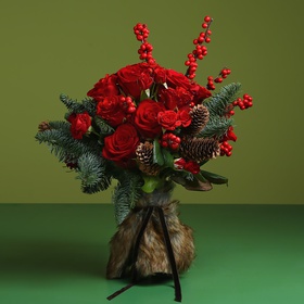 Winter bouquet in red colors