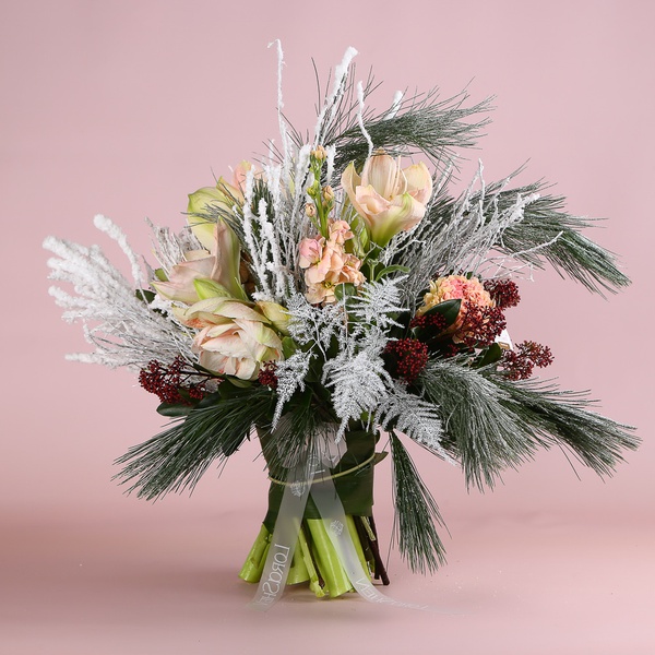 The “Winter Tenderness” bouquet