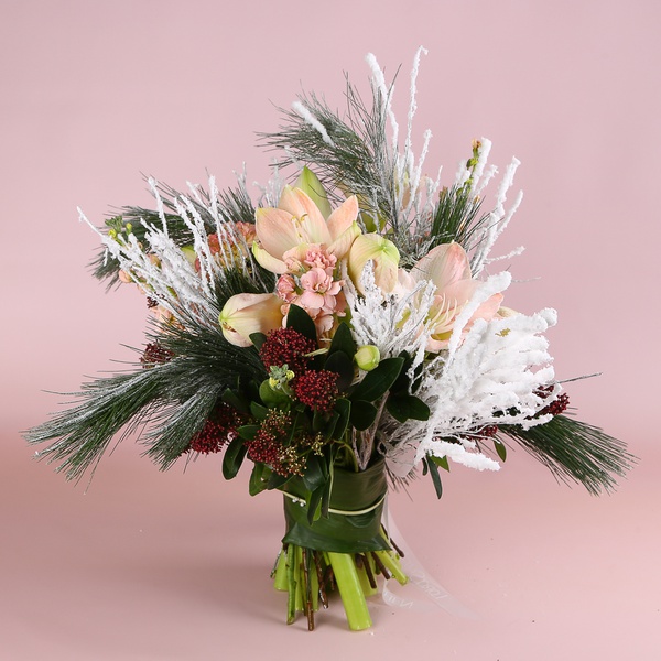 The “Winter Tenderness” bouquet