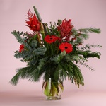 The “Winter Red Symphony” bouquet