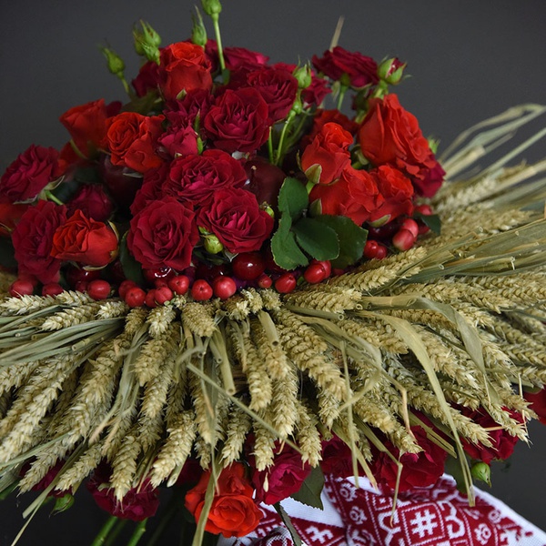 Ethno bouquet-wreath with spikelets