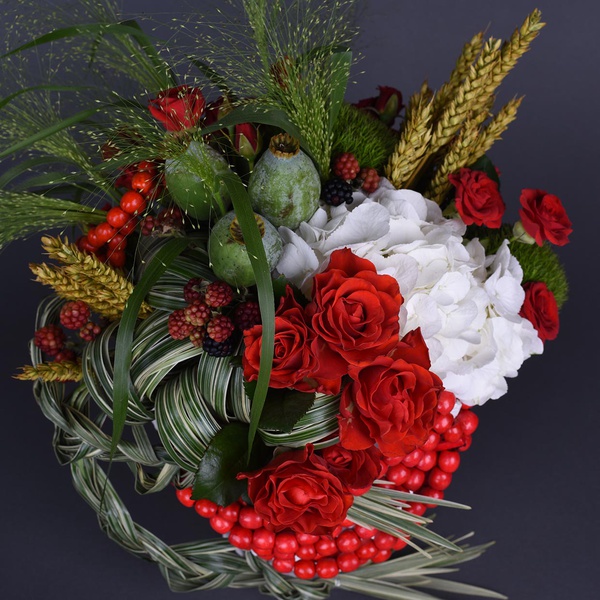 Ethno bouquet with beads