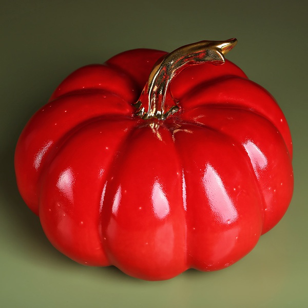 Ceramic pumpkin red with gold
