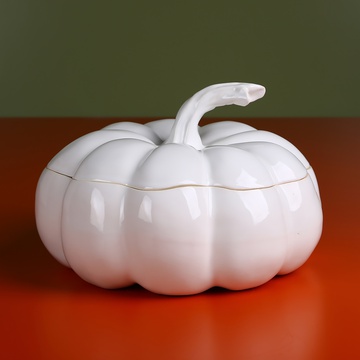 Ceramic pumpkin white with lid