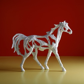Декоративная фигура "Лошадь" белая