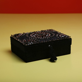 Mini black velvet box