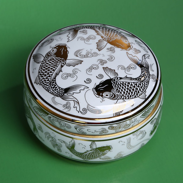 Ceramic box "Goldfish"