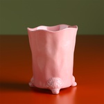 Ceramic glass on legs pink