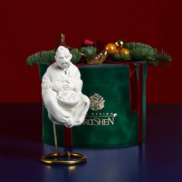 Ceramic figurine "Patsyuk" white