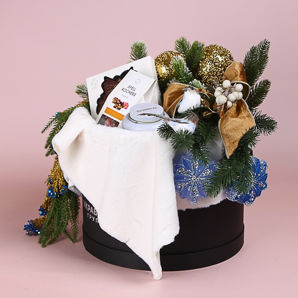 Christmas set with gifts