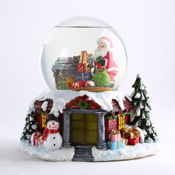 Декоративный новогодний шар со снегом