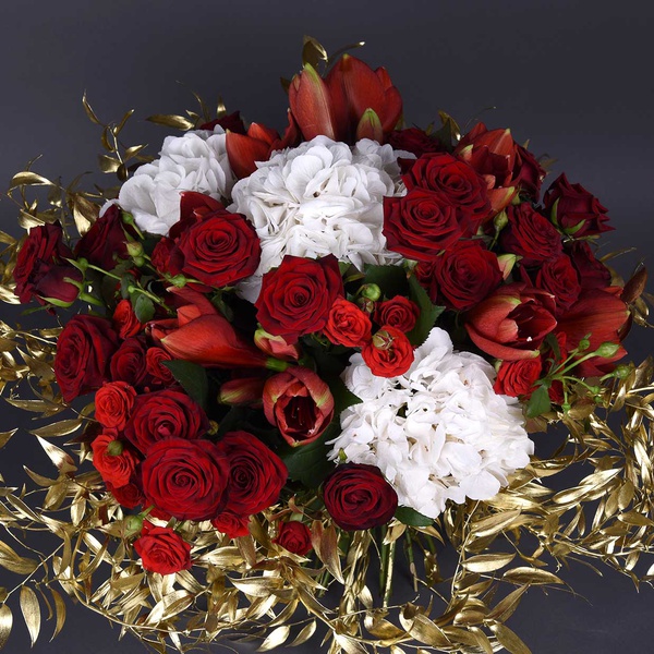Luxurious bouquet Athena