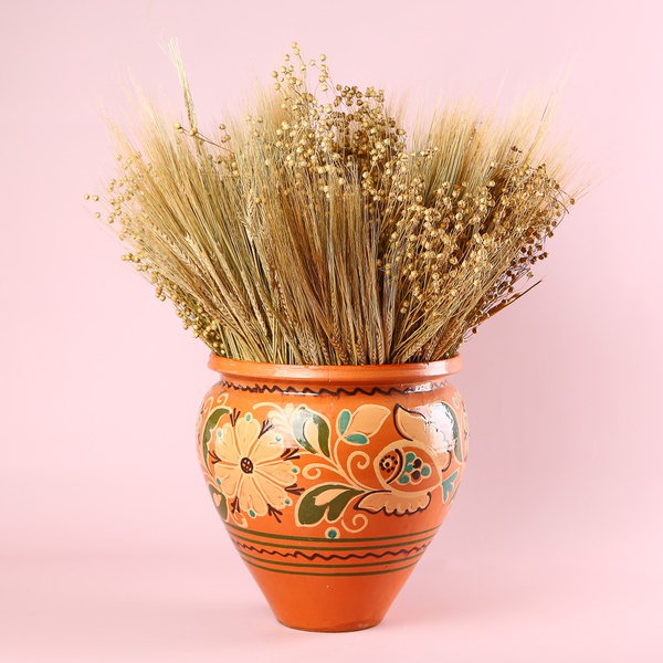 The “Golden Ethno” décor rental