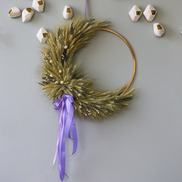 Интерьерный венок «Золотая лёгкость»