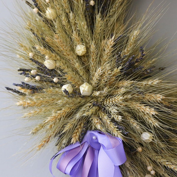 Интерьерный венок «Золотая лёгкость»