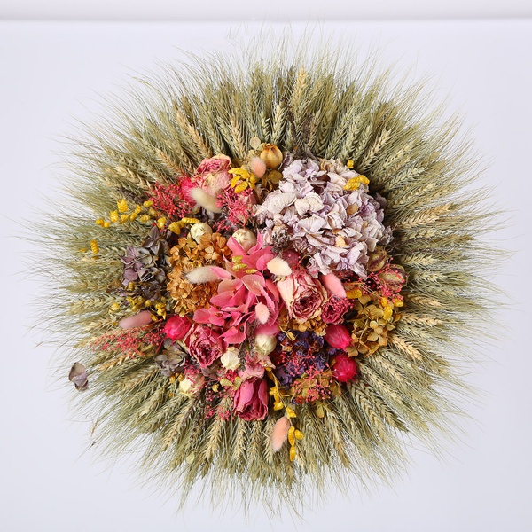 The “Golden Tenderness” panel