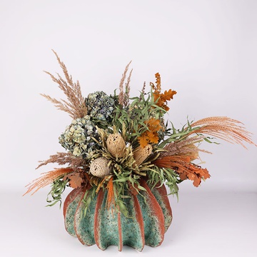 Interior bouquet of dried flowers #10