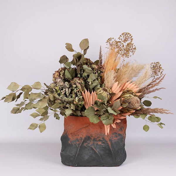 Interior bouquet of dried flowers #8