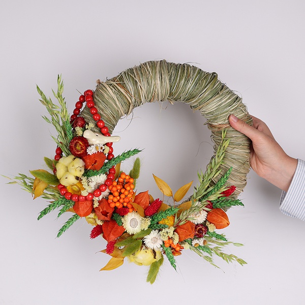 Decorative wreath "Autumn colors"