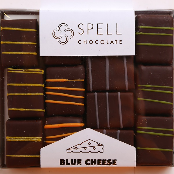 Шоколадні цукерки із блакитним сиром Spell