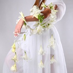 «White Waterfall» is a bespoke bridal arm composition